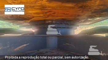 Escavadeira New Holland E215 ME