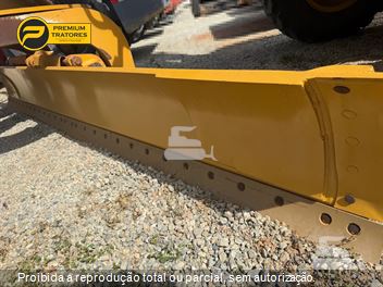 Motoniveladora Caterpillar 140K