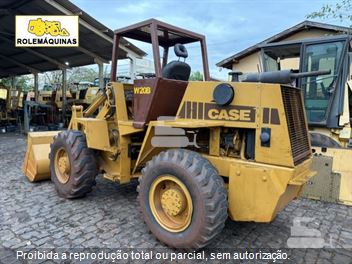 Pá Carregadeira Case W20B