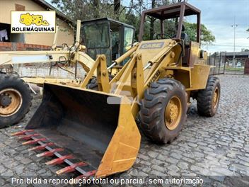 Pá Carregadeira Case W20B