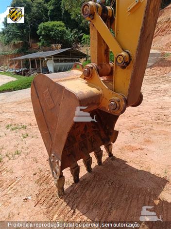 Escavadeira Caterpillar 312D2L