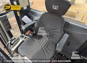 Motoniveladora Caterpillar 140K