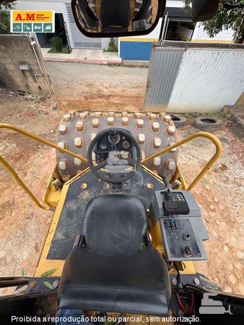 Rolo Compactador Caterpillar CS-533E