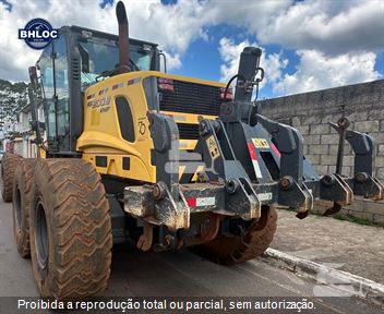 Motoniveladora New Holland RG200B
