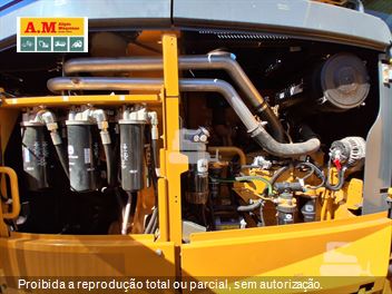 Motoniveladora John Deere 620G