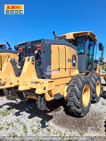 Motoniveladora John Deere 620G