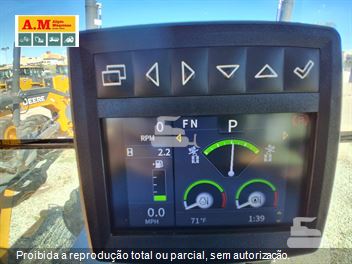 Motoniveladora John Deere 620G