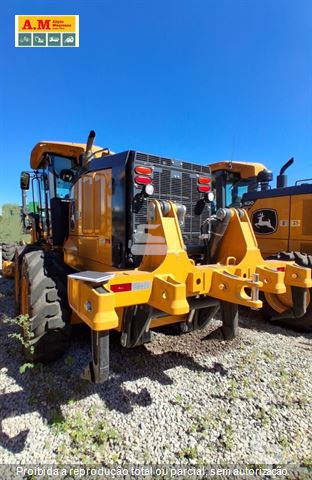 Motoniveladora John Deere 620G