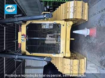 Trator de Esteira Caterpillar D8