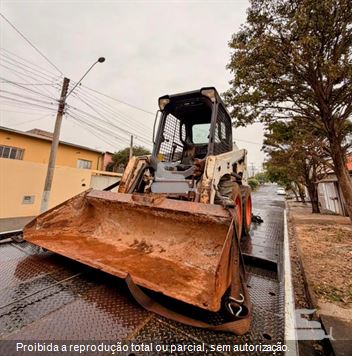 Mini-Carregadeira Bobcat S450