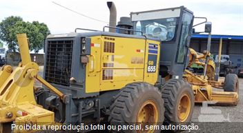 Motoniveladora Komatsu GD655-3