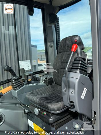 Mini-Escavadeira Case CX35D
