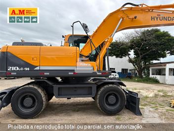 Escavadeira Hyundai R210LC-9S