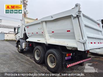 Caminhão Mercedes-Benz Axor 3131 6x4 2p (diesel)(E5)