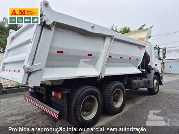 Caminhão Mercedes-Benz Axor 3131 6x4 2p (diesel)(E5)