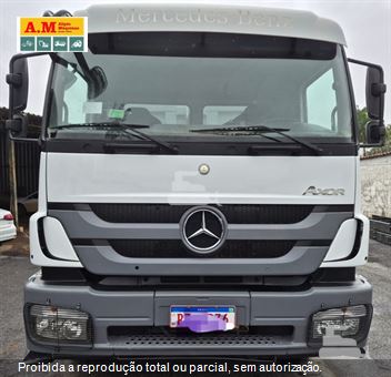 Caminhão Mercedes-Benz Axor 3131 6x4 2p (diesel)(E5)