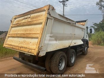 Caminhão Volkswagen 31-320 E Constellation 6x4 3-Eixos 2p (Diesel)