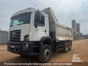 Caminhão Volkswagen 31-320 E Constellation 6x4 3-Eixos 2p (Diesel)