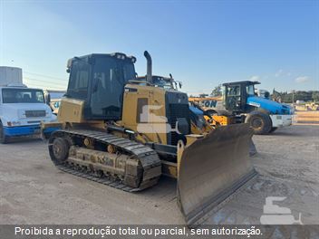 Trator de Esteira Caterpillar D6K