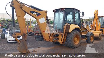Retro Escavadeira Caterpillar 416F2