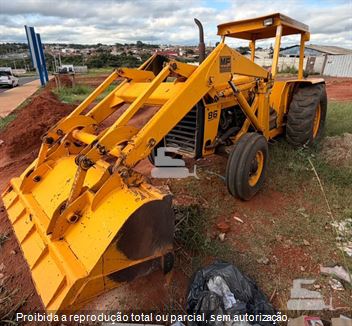 Retro Escavadeira Massey Ferguson MF86