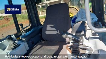 Trator de Esteira Komatsu D51-EX