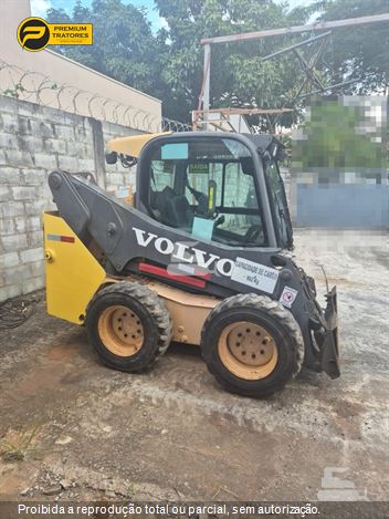 Mini-Carregadeira Volvo MC95C