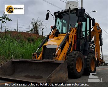 Mini-Retroescavadeira JCB 1CX
