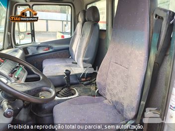 Caminhão Mercedes-Benz 1718 2p (diesel)