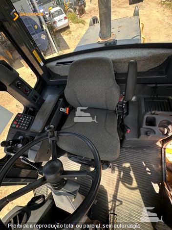 Pá Carregadeira John Deere 524K-II