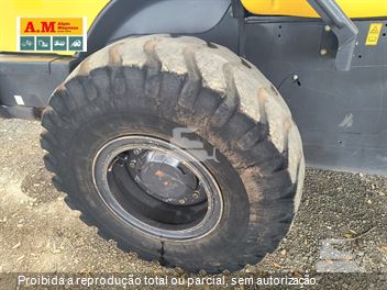 Pá Carregadeira New Holland W130 B