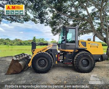 Pá Carregadeira New Holland W130 B