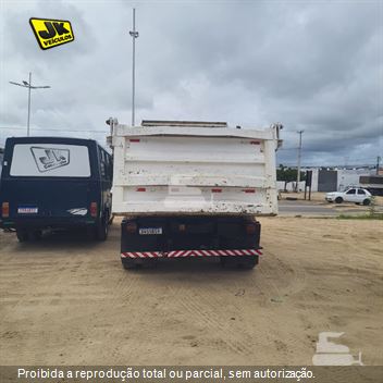 Caminhão Volkswagen 31-320 E Constellation 6x4 3-Eixos 2p (Diesel)