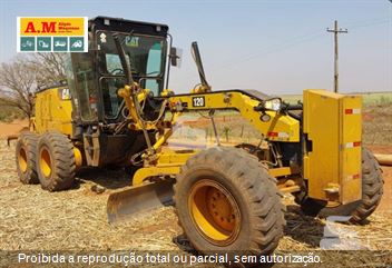 Motoniveladora Caterpillar 120