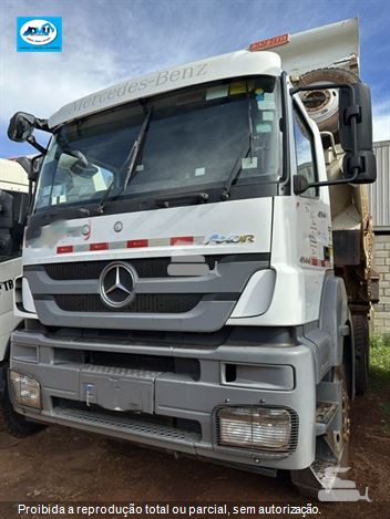 Caminhão Mercedes-Benz Axor 4144 K 6x4 2p (Diesel) (E5)