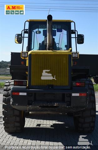Pá Carregadeira Komatsu WA200