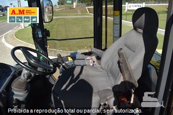 Pá Carregadeira Komatsu WA200
