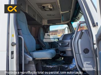 Caminhão Volvo FH-460 6x2 2p (Diesel) (E5)
