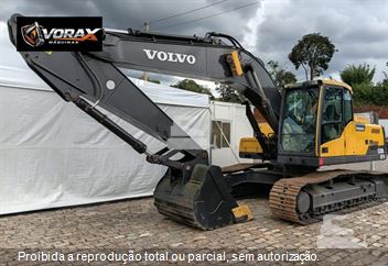 Escavadeira Volvo EC220DL