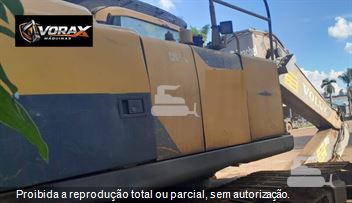 Escavadeira Volvo EC220DL