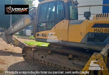 Escavadeira Volvo EC220DL
