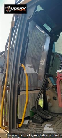 Escavadeira Volvo EC220DL