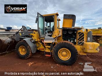 Pá Carregadeira Volvo L90F