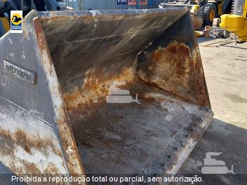 Pá Carregadeira Volvo L60F