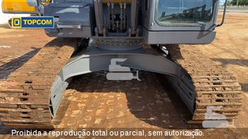 Escavadeira XCMG XE225BR