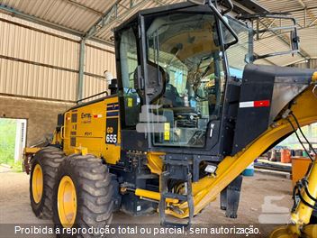 Motoniveladora Komatsu GD655-3