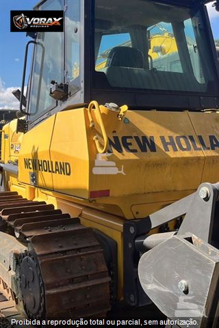 Trator de Esteira New Holland D140 B