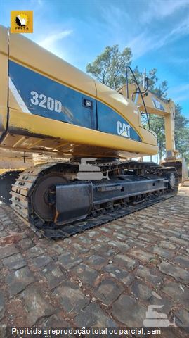 Escavadeira Caterpillar 320D