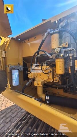 Escavadeira Caterpillar 320D