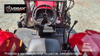 Trator Agrícola Massey Ferguson MF 4275